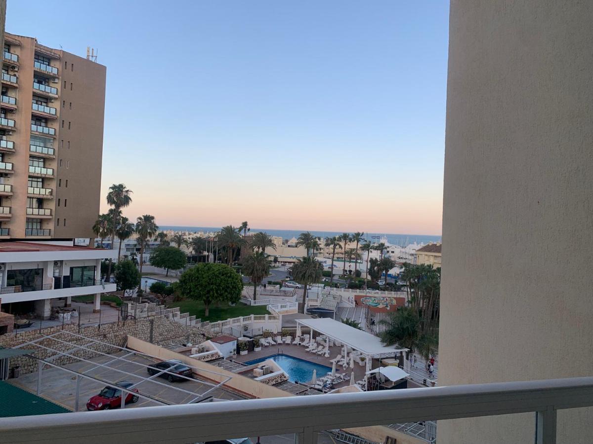 Acogedor Estudio En Primera Linea De Playa Benalmádena Eksteriør bilde